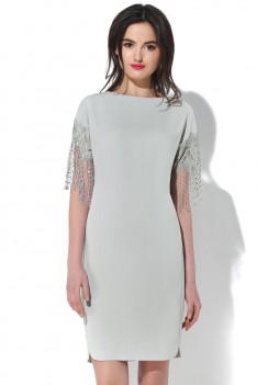 Нарядное серое платье с кружевным декором-бахромой