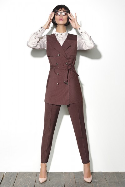 Lyushe Костюм женский: брюки, жилет, блузка тройка Какао